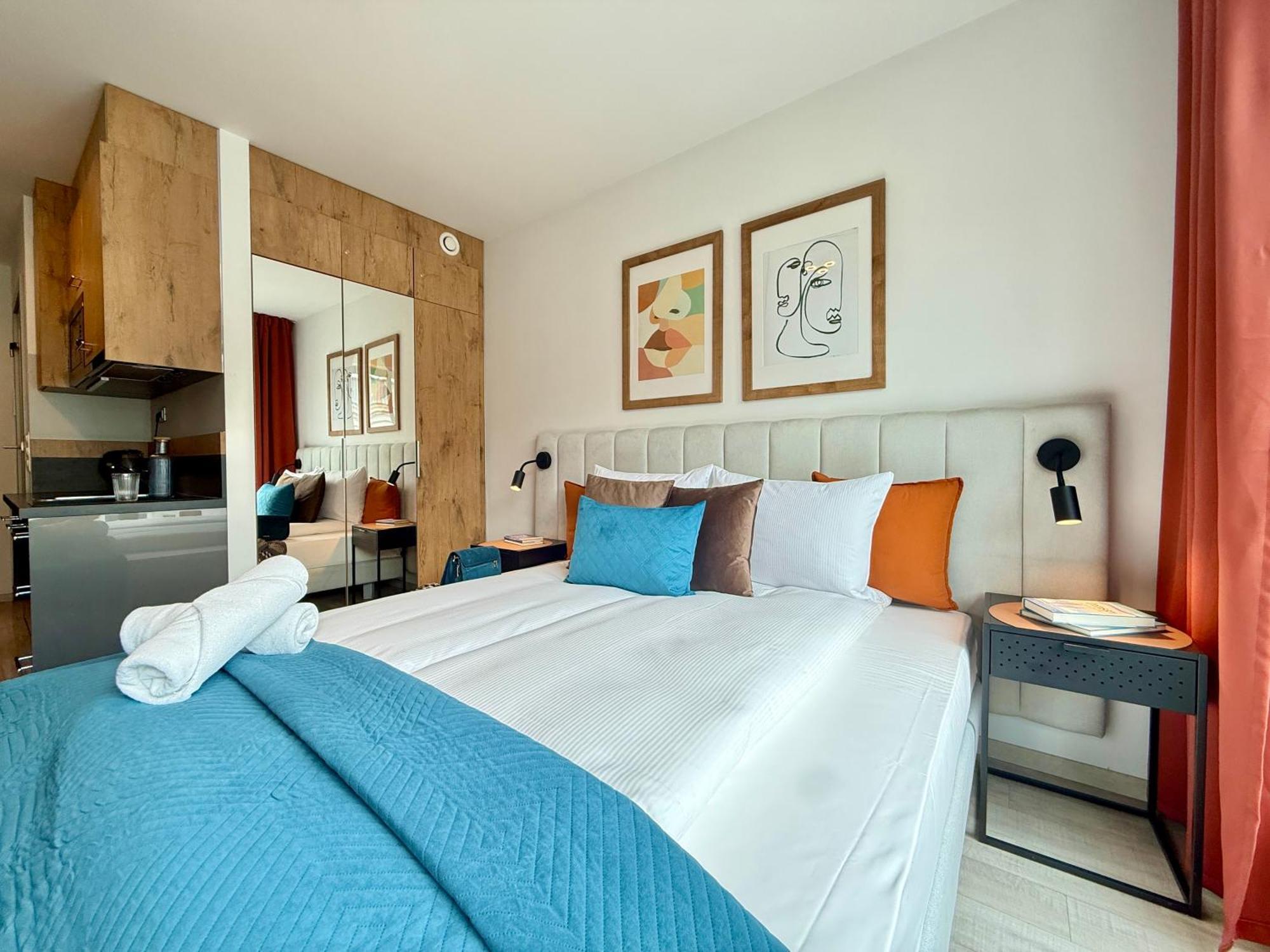 Panorama View By Mint Apartment
